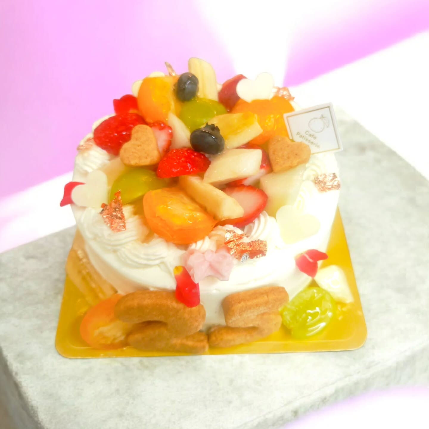 府中市で美味しいチョコやホールケーキをお探しなら、Cafe&