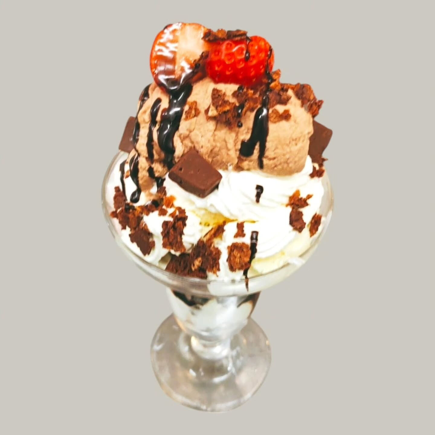 パフェ🍨やかき氷🍧いかがですか？